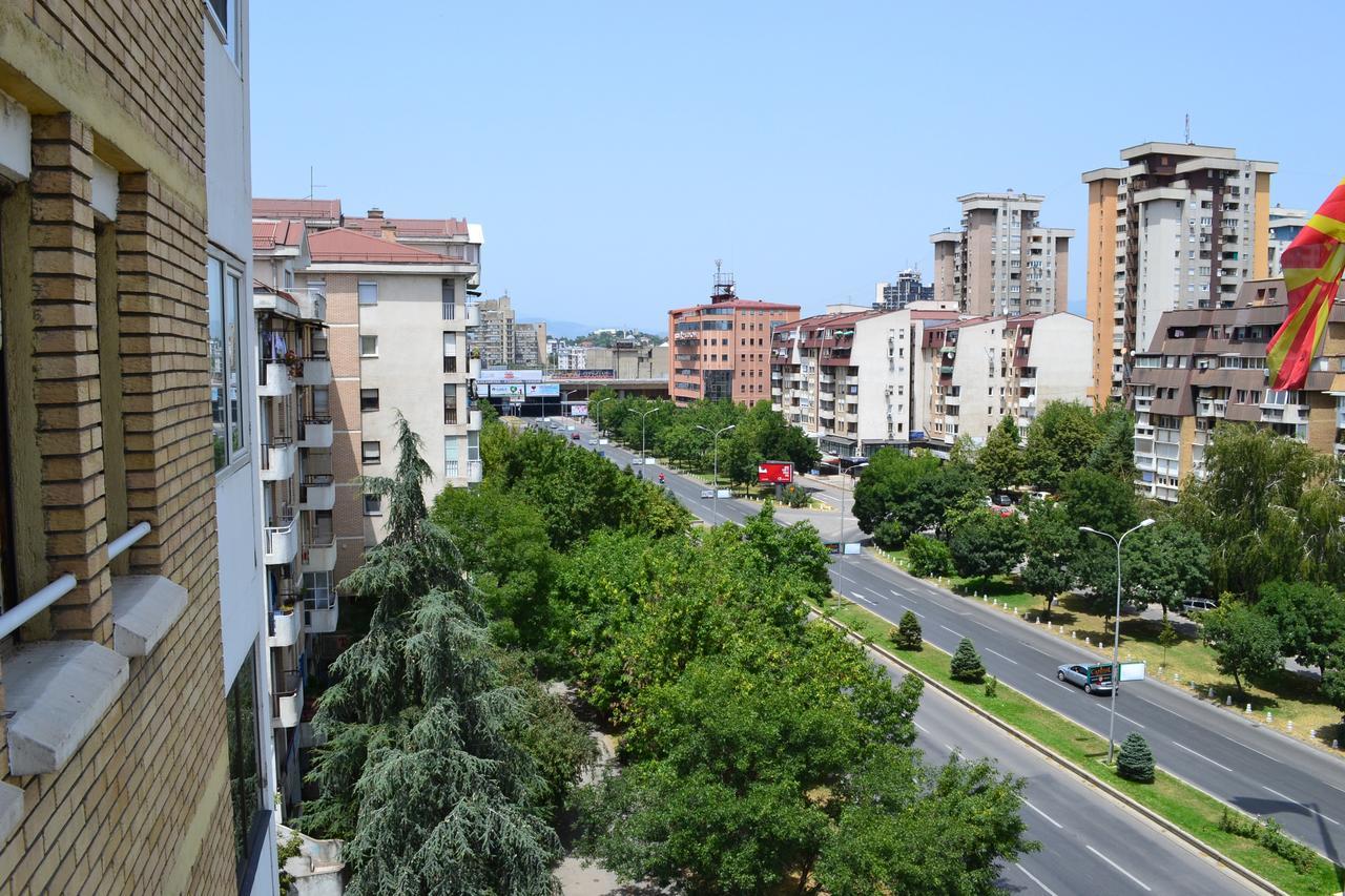 Nakov Apartment Next To Bus Station Skopje Zewnętrze zdjęcie